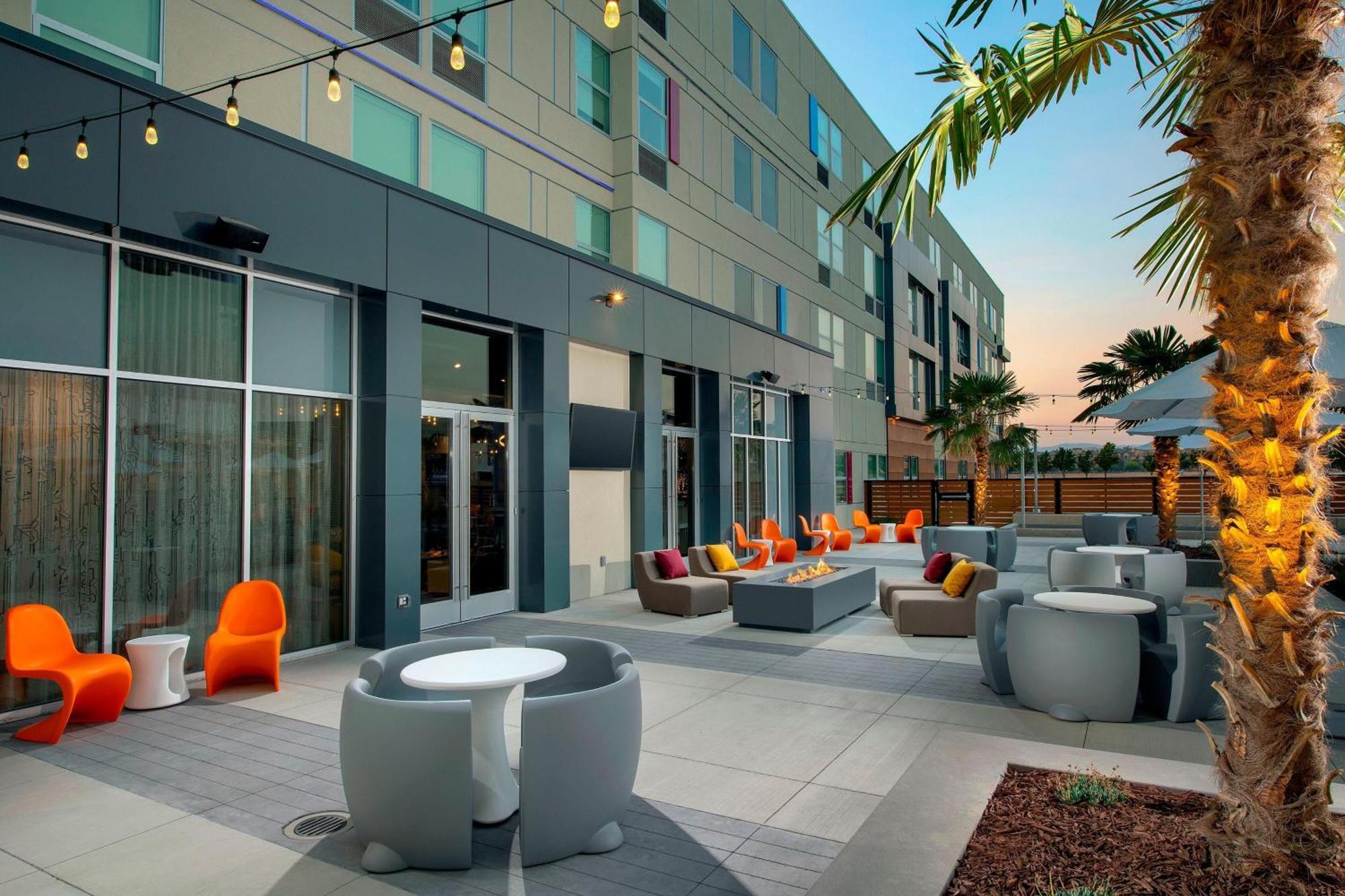 Aloft Dublin-Pleasanton Hotel Екстериор снимка